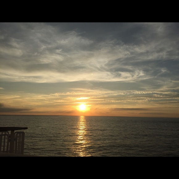 Meet your Posher, Cindy - Picture 1 of 1